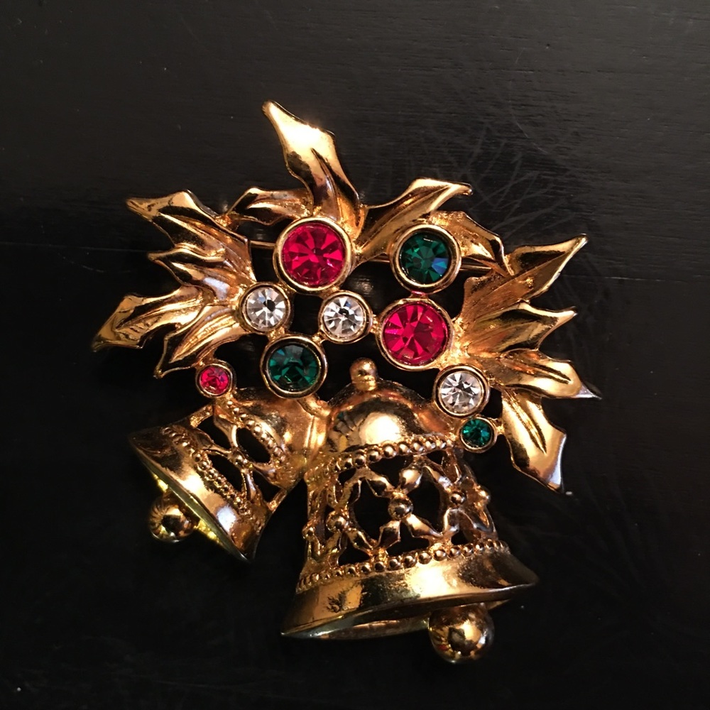Vintage Avon Christmas Bells Brooch